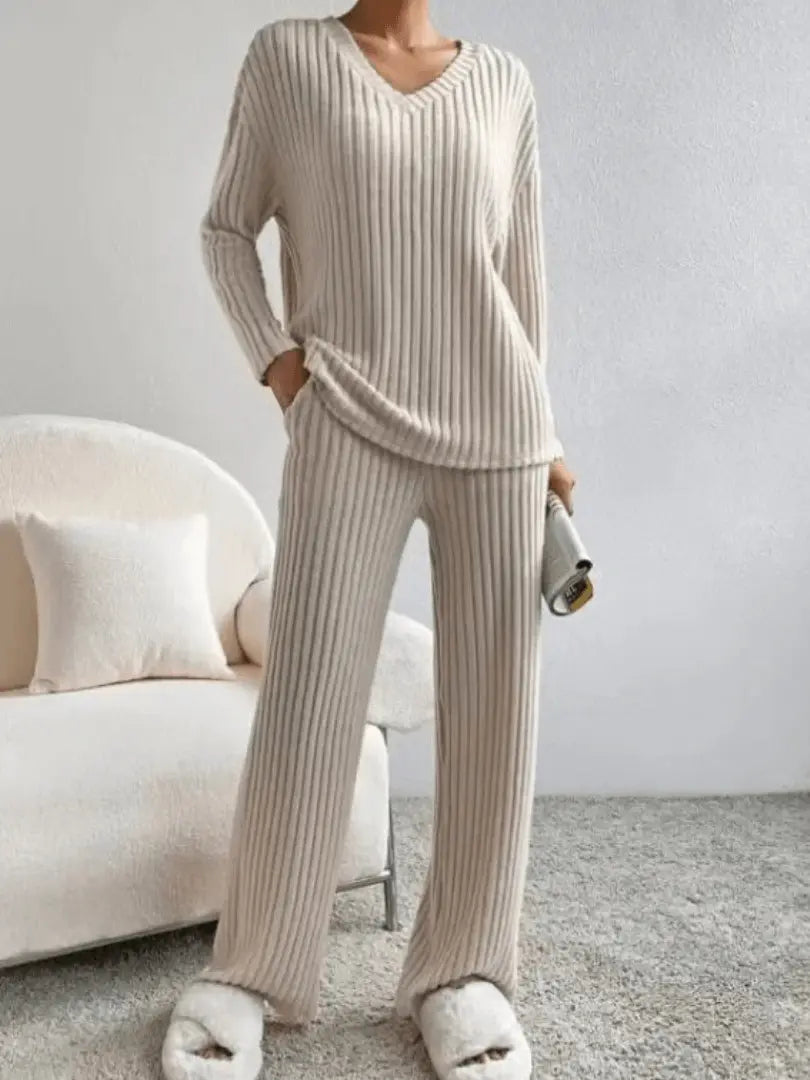 Ribbed Knit Lounge Wear Set — V-Neck Long Sleeve Top 2
